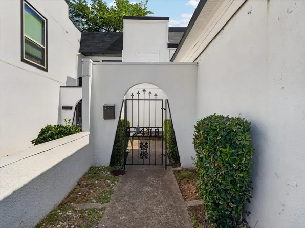 2408 Las Brisas St, Fort Worth, TX 76119