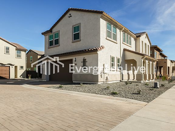 3rd image of 10138 E Ulysses Ave