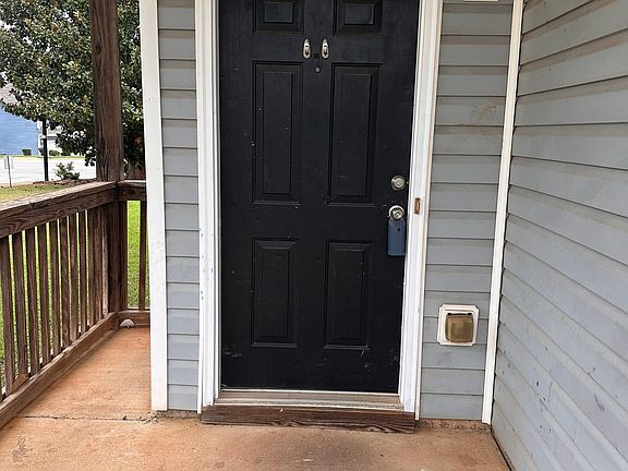 2nd image of 11326 Kayla Dr
