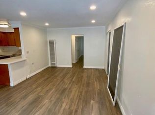 5255 Satsuma Ave, North Hollywood, CA 91601