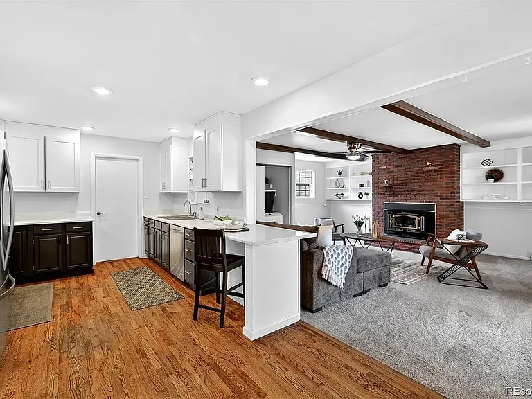 10029 Dodge Dr — Photo 5