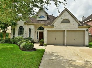 2221 Scenic Shore Dr, Seabrook, TX 77586