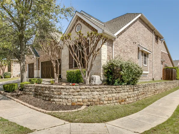 2200 Eagles Nest Dr, Euless, TX 76039