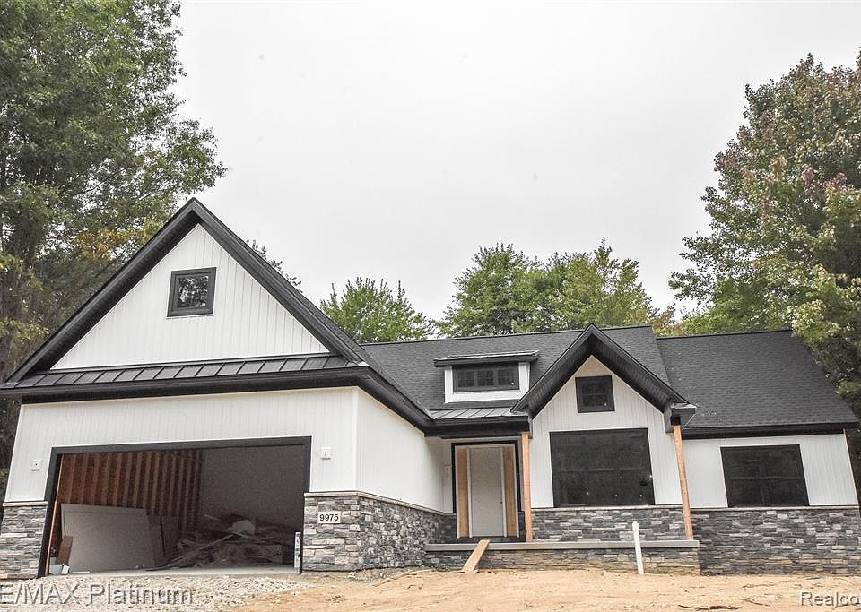1st image of 5 Havendale Dr