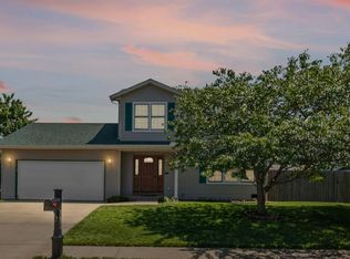 935 Natasha Cir, O Fallon, IL 62269