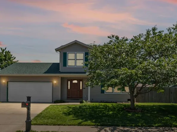 935 Natasha Cir, O Fallon, IL 62269
