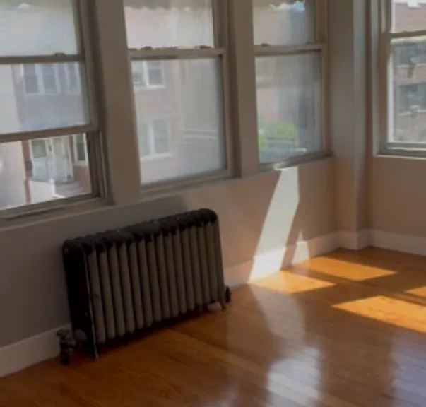 2559 Cruger Ave #2 — Photo 6