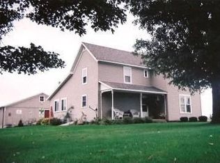 6994 N Dakota Rd, Dakota, IL 61018