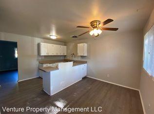 5305-5375 Root River Dr #9562484, Greendale, WI 53129