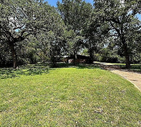 5th image of 835 Tanglewood Dr