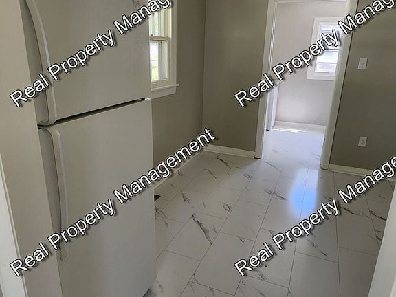 4th image of 2878 Lake St