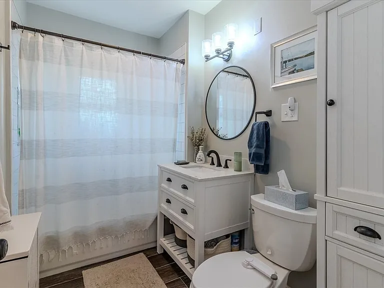 135 Russett Rd #2 — Photo 15