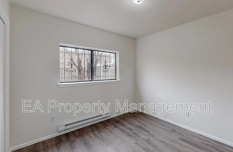 12912 Marva Pl SE — Photo 40