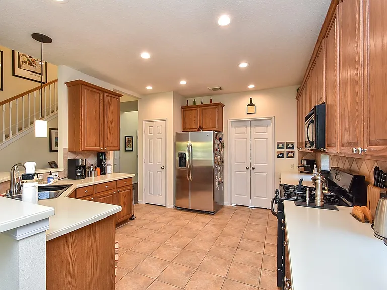 1211 Deerbrook Dr — Photo 12