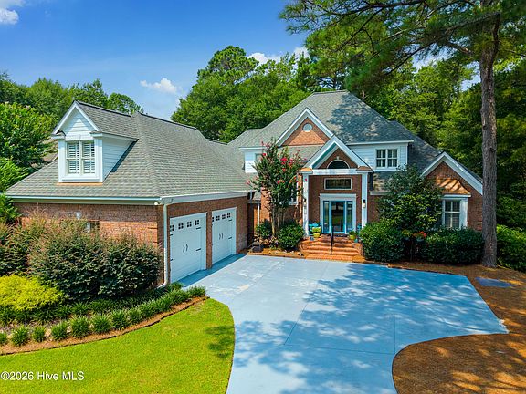2nd image of 813 Wild Dunes Circle