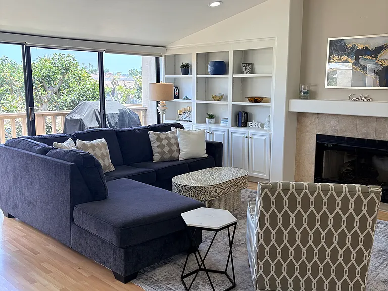579 S Sierra Ave #18 — Photo 9