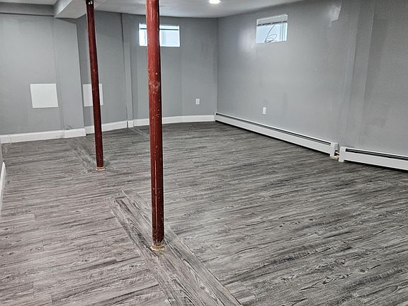 4th image of 44 Glendale St #B