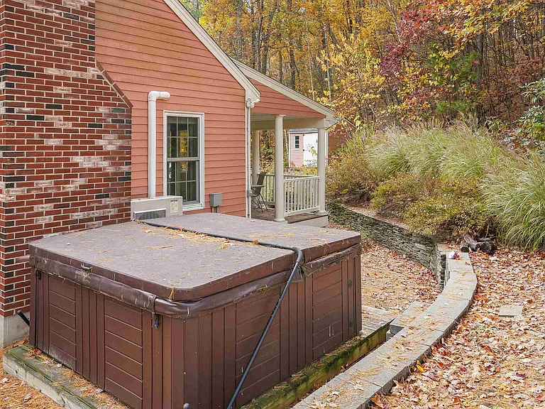 13 Bear Hill Rd — Photo 41