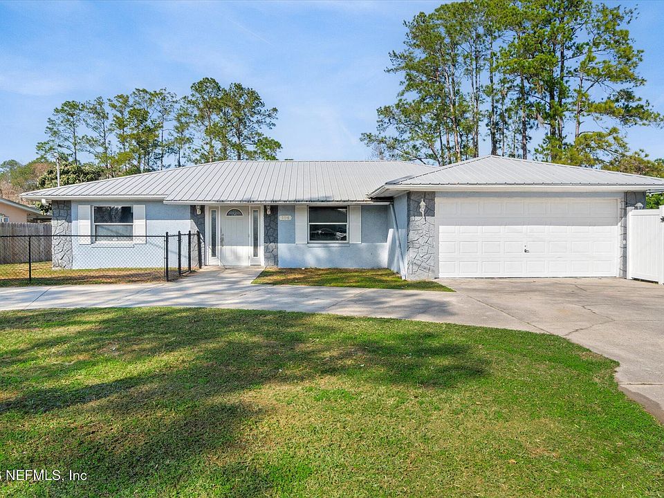 1st image of 104 MAGNOLIA Drive