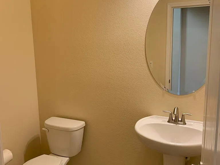 819 N Museo Dr — Photo 12