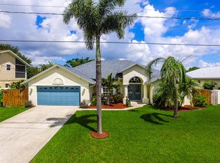 177 NE Sagamore Ter, Port Saint Lucie, FL 34983