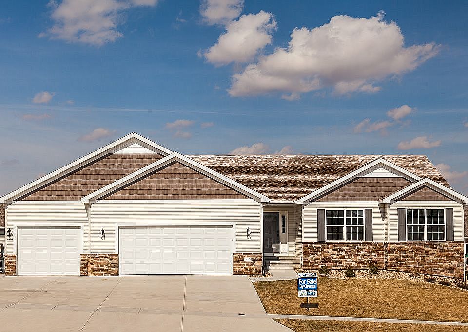 1st image of 305 Grant Avenue Cir
