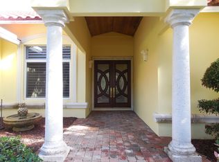 24 W High Point Rd, Sewalls Pt, FL 34996