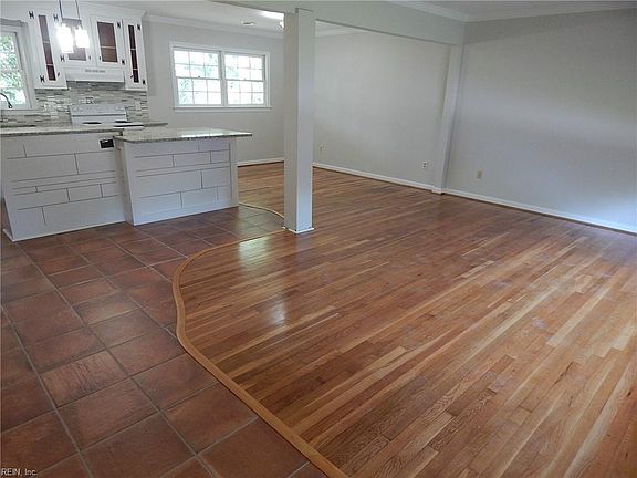 2nd image of 325 Ronald Dr