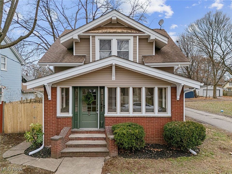 1st image of 62 Marion Ave SE