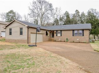 120 Nathan Forest Dr, Hendersonville, TN 37075