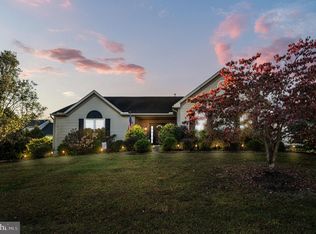109 Aviemore Ln, Douglassville, PA 19518