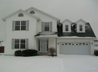 2875 Oaklawn Park, Saginaw, MI