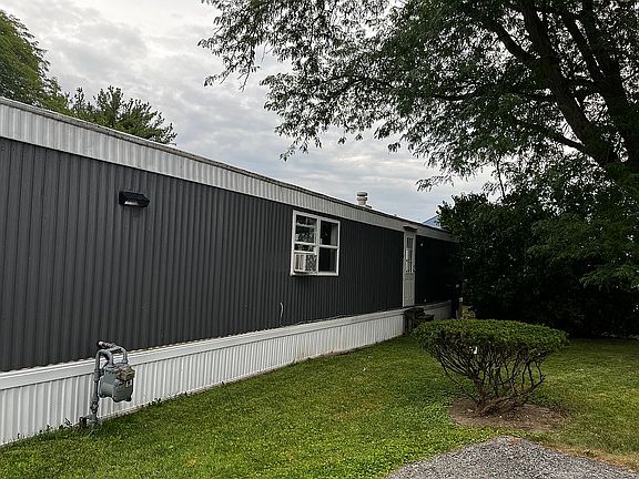 3rd image of 1429 Eastshore Dr