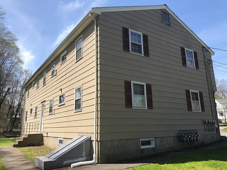 30 South St #B — Photo 2