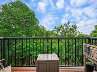 1658 Norman Way APT 4, Madison, WI 53705