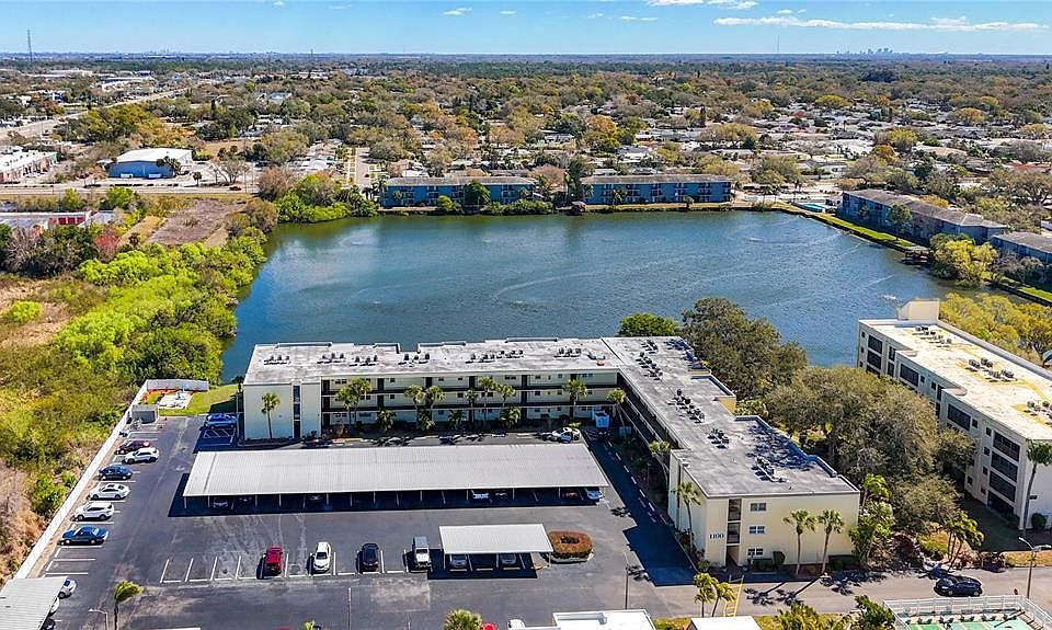 1st image of 11485 Oakhurst Rd #206