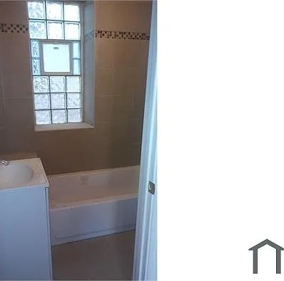 2 bed, $1,700 — Photo 4