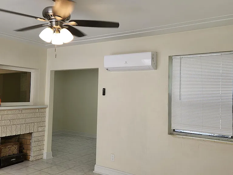 1922 Taylor St #1 — Photo 14