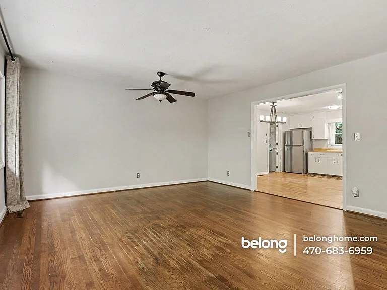 1277 Dunwoody Ln NE — Photo 15