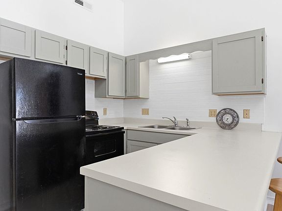 5th image of 3700 Golf Colony Lane #23-k