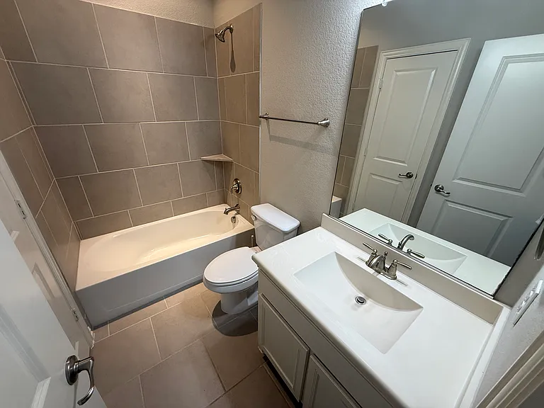 1101 Prairie Ridge Ln — Photo 19