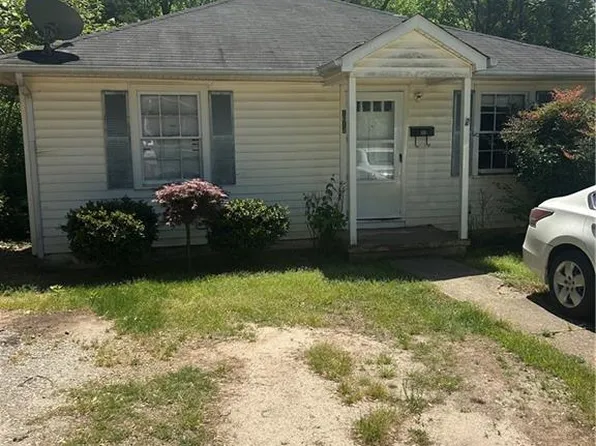 1614 Mansfield St, Winston Salem, NC 27107