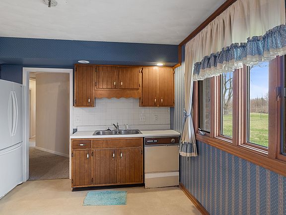 4th image of 6126 W Kathlene Ct