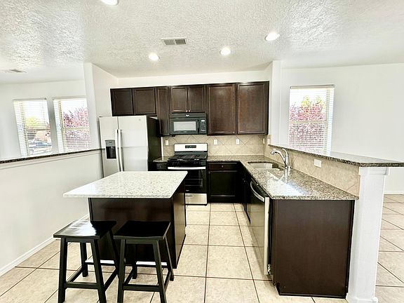 4th image of 5917 Monte Rosa St