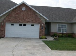 1354 N Sandy Creek Cir, Nixa, MO 65714