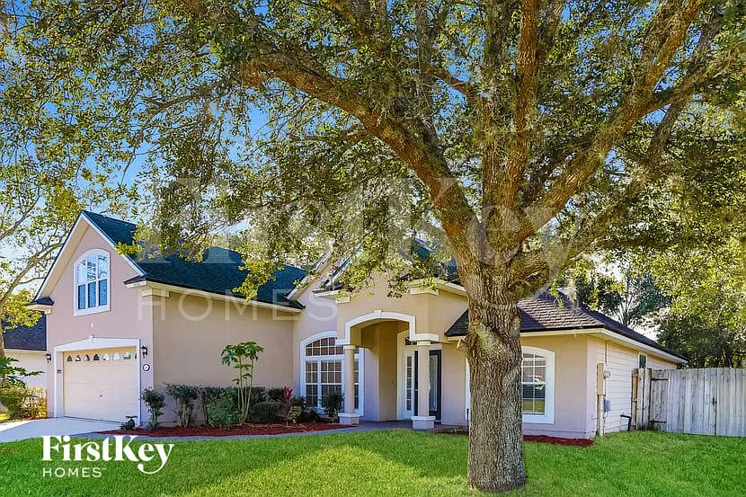 4 bed, 3.0 bath, 2440 sqft, $3,015 — Photo 3