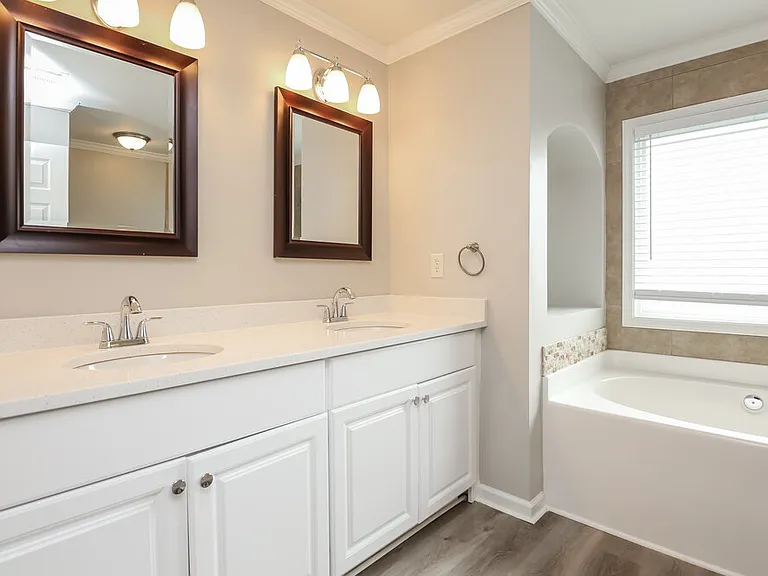 6176 Mulberry Park Dr — Photo 15