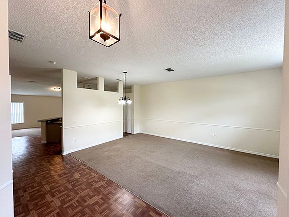 2nd image of 62 Bridgehaven Dr