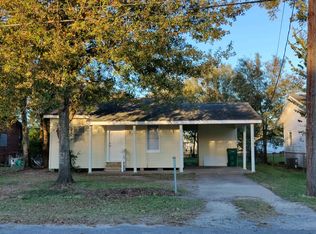 101 E Oregon St, Orange, TX 77630
