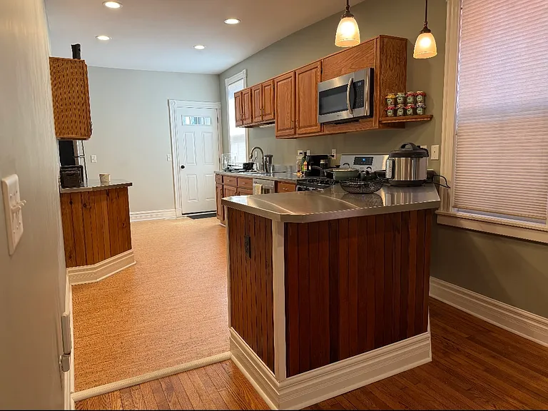 67 Trinity Pl — Photo 9